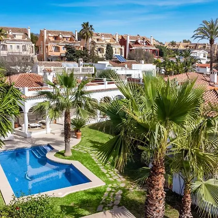 Beachfront Casa Mosa Ref #32 Casa vacanze Marbella