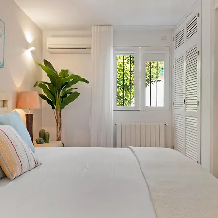 Holiday home Beachfront Casa Mosa Ref #32 Marbella