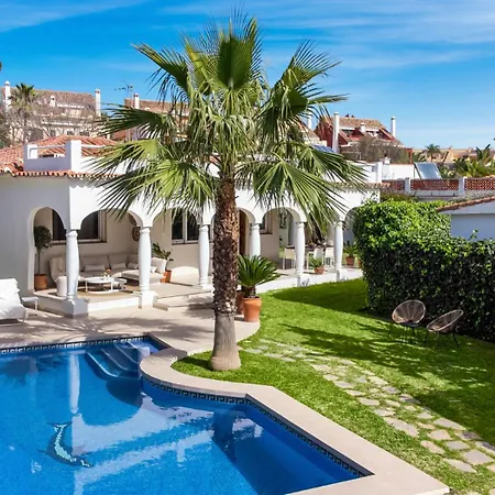 Holiday home Beachfront Casa Mosa Ref #32 Marbella